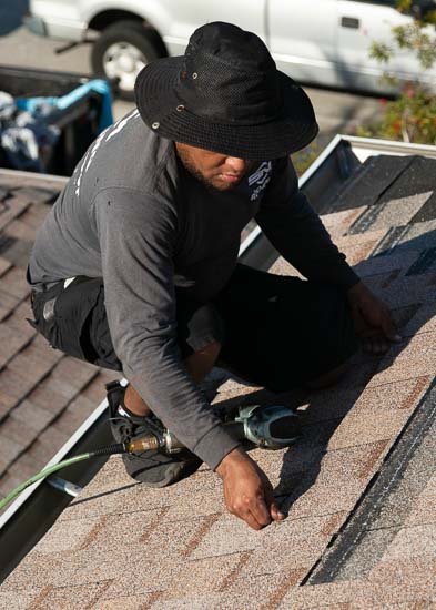 Emergency damaged roof repair services in Sarasota/Bradenton