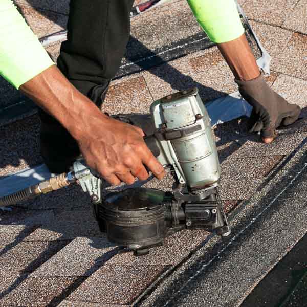 residential roofer in Orlando