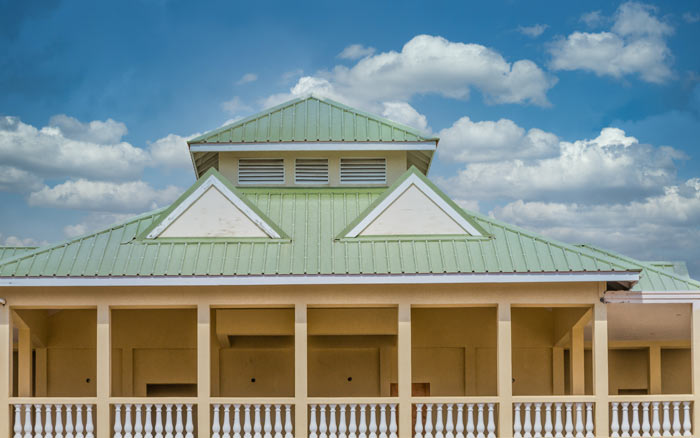 commercial roofing contractor in Bradenton, FL